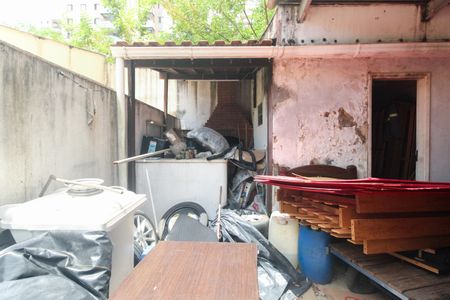 Casa à venda com 240m², 4 quartos e 3 vagasQuintal 