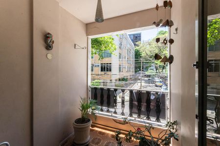 Apartamento à venda com 120m², 3 quartos e 1 vagaVaranda