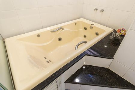 Apartamento à venda com 120m², 3 quartos e 1 vagaBanheiro