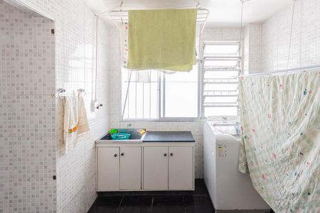 Apartamento à venda com 120m², 3 quartos e 1 vagaÁrea de Serviço