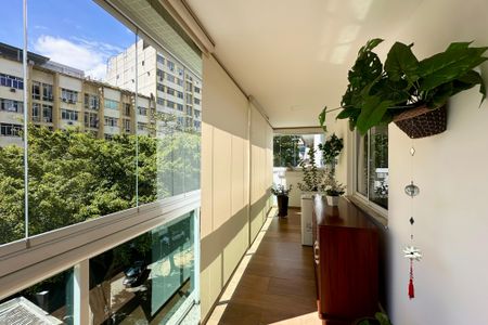 Apartamento à venda com 97m², 3 quartos e 1 vaga