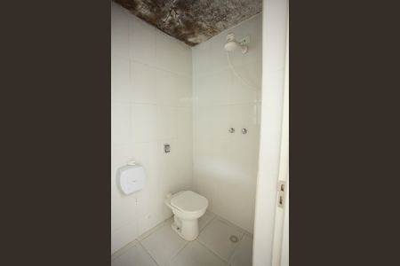 Casa à venda com 110m², 3 quartos e sem vaga Casa à venda com 110m², 3 quartos e sem vagaBANHEIRO DA SUÍTE