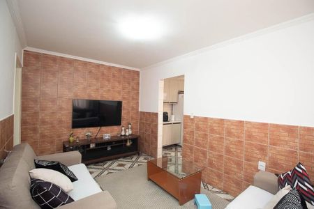 Casa à venda com 210m², 5 quartos e 2 vagas Casa à venda com 210m², 5 quartos e 2 vagasSala casa 2