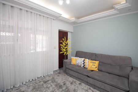 Casa à venda com 210m², 5 quartos e 2 vagas Casa à venda com 210m², 5 quartos e 2 vagasSala Casa 1