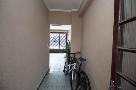 Casa à venda com 210m², 5 quartos e 2 vagas