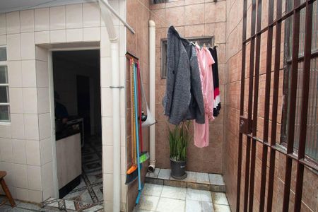 Casa à venda com 210m², 5 quartos e 2 vagas Casa à venda com 210m², 5 quartos e 2 vagasÁrea de Serviço