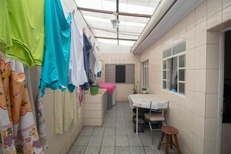 Casa à venda com 210m², 5 quartos e 2 vagas Casa à venda com 210m², 5 quartos e 2 vagasÁrea de Serviço