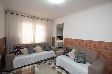 Casa à venda com 210m², 5 quartos e 2 vagas Casa à venda com 210m², 5 quartos e 2 vagasSala casa 2