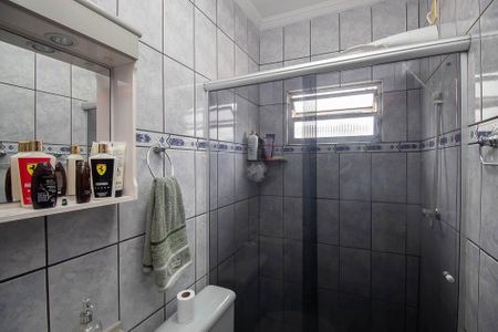 Casa à venda com 210m², 5 quartos e 2 vagas Casa à venda com 210m², 5 quartos e 2 vagasBanheiro da Suíte