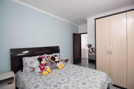 Casa à venda com 210m², 5 quartos e 2 vagas Casa à venda com 210m², 5 quartos e 2 vagasSuíte 1