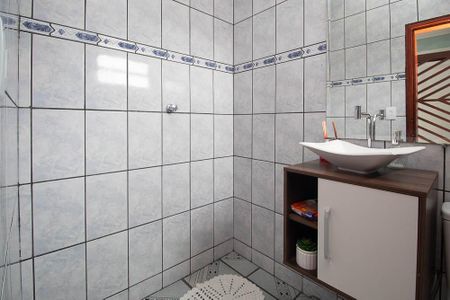 Casa à venda com 210m², 5 quartos e 2 vagas Casa à venda com 210m², 5 quartos e 2 vagasBanheiro 2