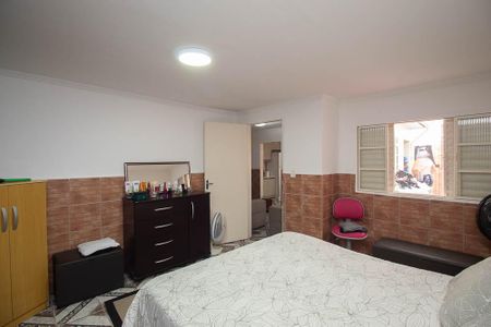 Casa à venda com 210m², 5 quartos e 2 vagas Casa à venda com 210m², 5 quartos e 2 vagasQuarto 5 casa 2