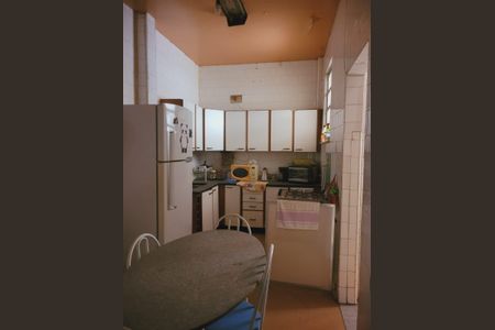 Apartamento à venda com 82m², 2 quartos e sem vaga