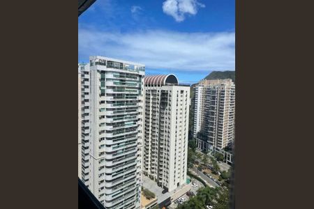 Apartamento à venda com 82m², 2 quartos e 1 vaga