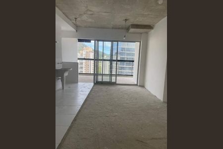 Apartamento à venda com 82m², 2 quartos e 1 vaga