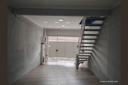 Casa à venda com 3 quartos, 160m² em Vila Metalúrgica, Santo André