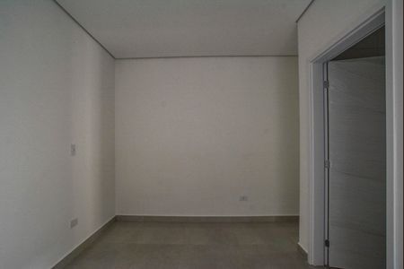 Casa à venda com 120m², 3 quartos e 2 vagas Casa à venda com 120m², 3 quartos e 2 vagasQuarto Suíte