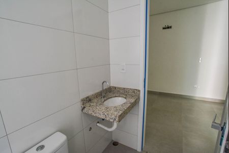 Casa à venda com 120m², 3 quartos e 2 vagas Casa à venda com 120m², 3 quartos e 2 vagasBanheiro da Suíte