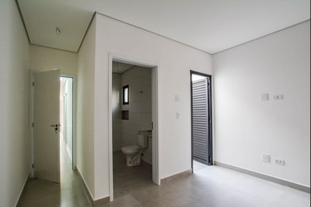 Casa à venda com 120m², 3 quartos e 2 vagas Casa à venda com 120m², 3 quartos e 2 vagasQuarto Suíte