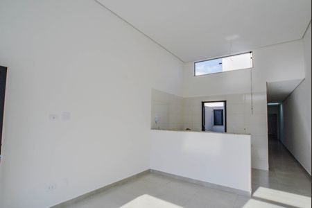 Casa à venda com 120m², 3 quartos e 2 vagas Casa à venda com 120m², 3 quartos e 2 vagasSala