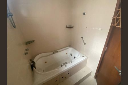 Apartamento à venda com 152m², 3 quartos e 1 vaga