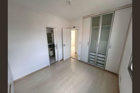 Apartamento à venda com 3 quartos, 95m² em Estoril, Belo Horizonte