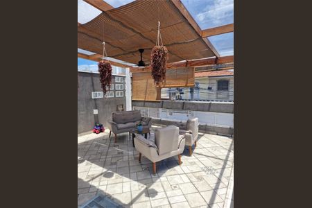 Casa à venda com 130m², 3 quartos e 2 vagas