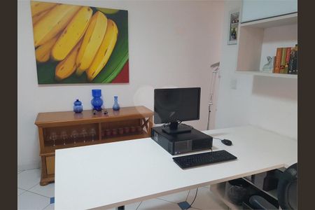 Casa à venda com 130m², 3 quartos e 2 vagas