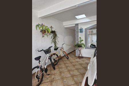 Casa à venda com 130m², 3 quartos e 2 vagas