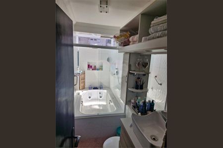 Casa à venda com 130m², 3 quartos e 2 vagas