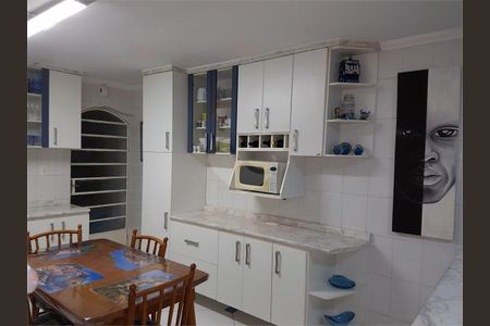 Casa à venda com 130m², 3 quartos e 2 vagas