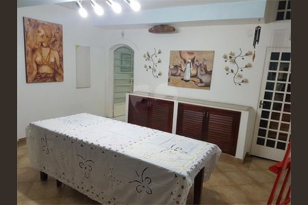 Casa à venda com 130m², 3 quartos e 2 vagas