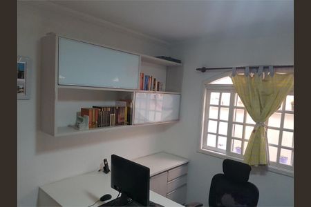 Casa à venda com 130m², 3 quartos e 2 vagas