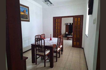 Casa à venda com 3 quartos, 210m² em Engenho de Dentro, Rio de Janeiro