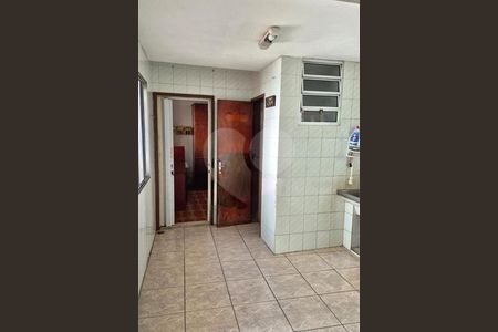 Casa à venda com 4 quartos, 268m² em Bosque da Saúde, São Paulo