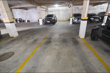 Apartamento à venda com 76m², 3 quartos e 1 vaga Apartamento à venda com 76m², 3 quartos e 1 vagaGaragem