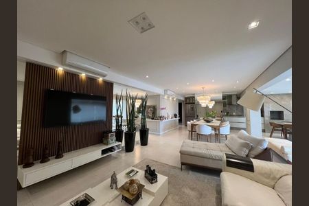 Apartamento à venda com 171m², 3 quartos e 3 vagas