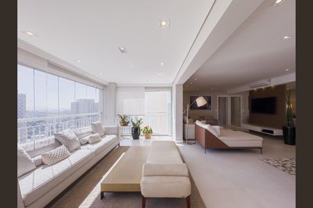 Apartamento à venda com 3 quartos, 171m² em Jardim Cambara, São Paulo