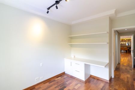 Apartamento para alugar com 178m², 4 quartos e 3 vagasSuíte 2