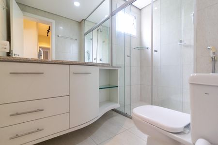 Apartamento para alugar com 178m², 4 quartos e 3 vagasBanheiro Suíte 1