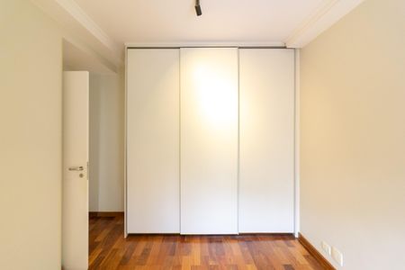 Apartamento para alugar com 178m², 4 quartos e 3 vagasQuarto 