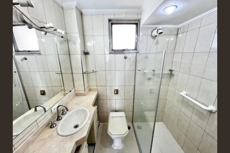 Apartamento à venda com 68m², 2 quartos e 2 vagasBanheiro
