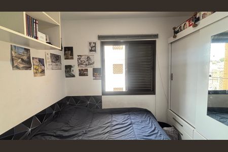 Apartamento à venda com 75m², 3 quartos e 2 vagasQuarto 2