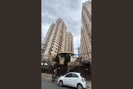 Apartamento à venda com 75m², 3 quartos e 2 vagasFachada