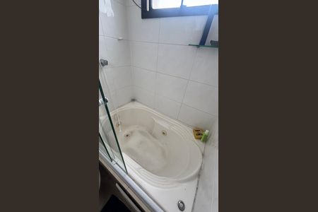 Apartamento à venda com 75m², 3 quartos e 2 vagasBanheiro