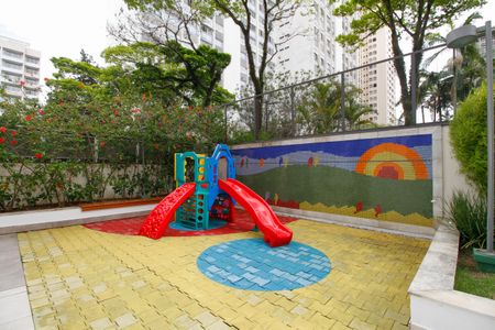 Apartamento para alugar com 96m², 3 quartos e 2 vagasÁrea Comum - Playground