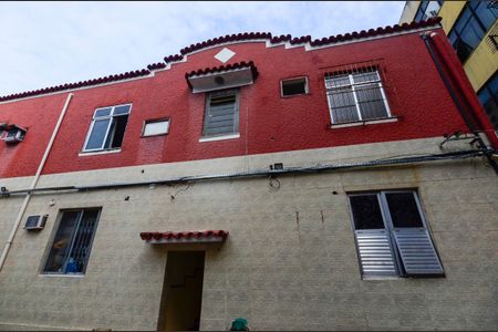 Apartamento à venda com 85m², 3 quartos e sem vaga Apartamento à venda com 85m², 3 quartos e sem vagaFachada