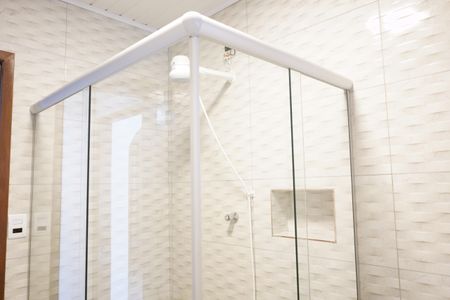 Casa à venda com 180m², 4 quartos e 3 vagasBanheiro 2