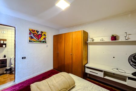 Casa à venda com 180m², 3 quartos e 3 vagasSuíte 2