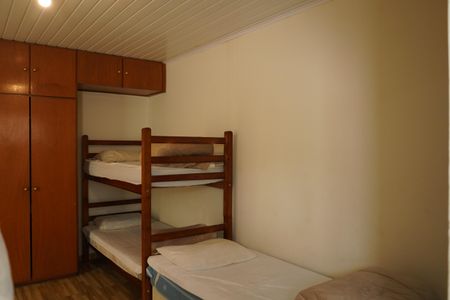 Casa à venda com 180m², 4 quartos e 3 vagasSuite 1